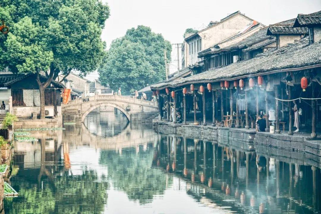 不纠结过去、不焦虑当下把握本心、继续努力